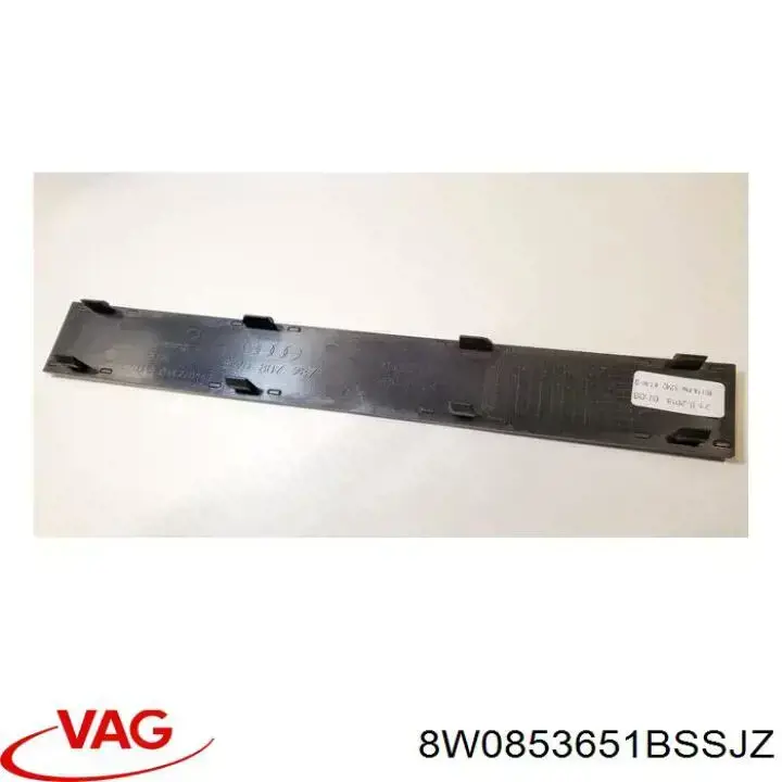 8W0853651BSSJZ VAG Решетка радиатора