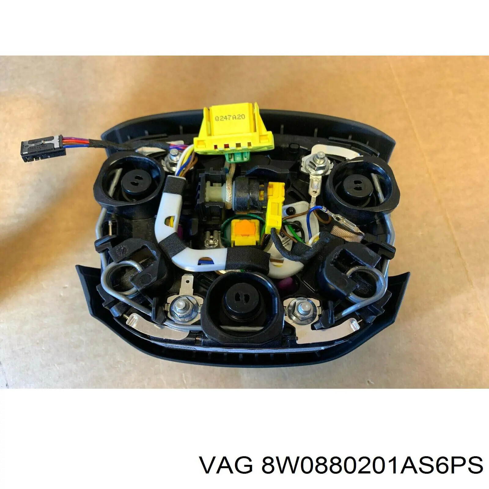 Airbag в мультируль VAG 8W0880201AQ6PS цена, от 300.90 USD