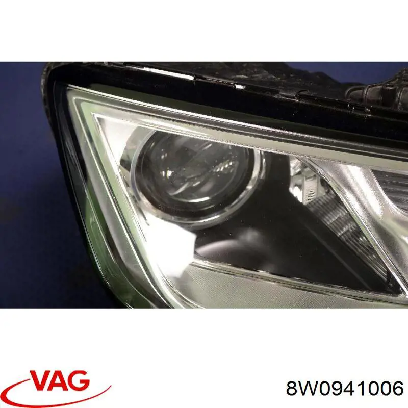 8W0941006 VAG Фара передняя правая