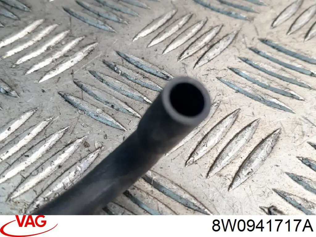 Трубка омывателя фар VAG 8W0941718A