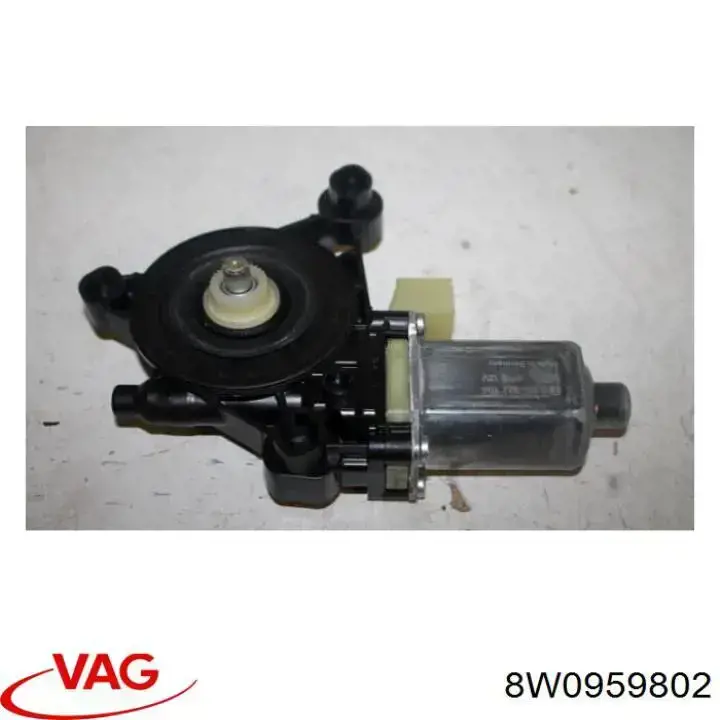 Купить 8W0959802 VAG Мотор стеклоподъемника двери передней правой