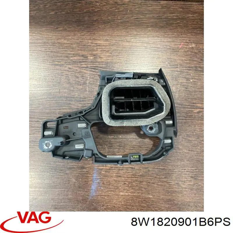 8W1820901B6PS VAG Решетка воздуховода левая