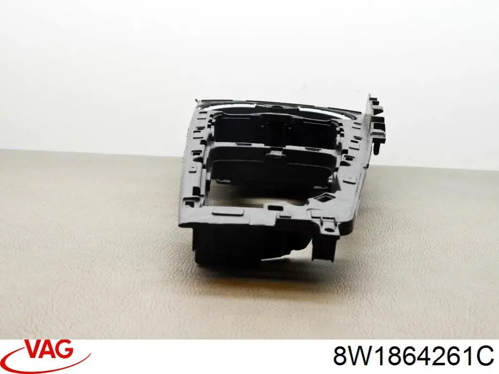 Панель борода VAG 8W1864261C цена, от 9.32 USD