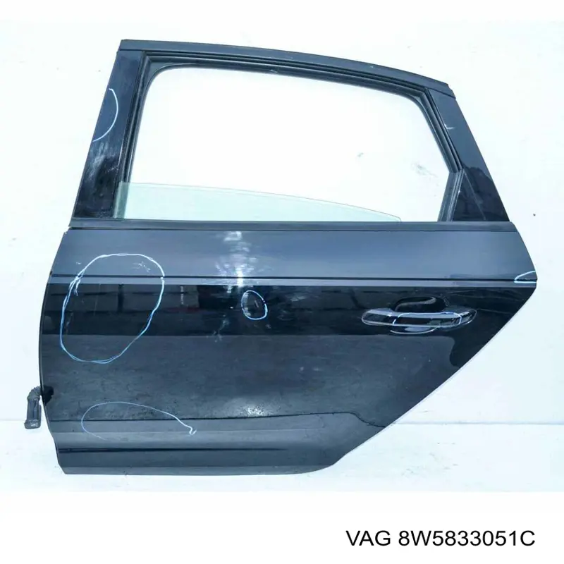Купить 8W5833051C VAG Дверь задняя