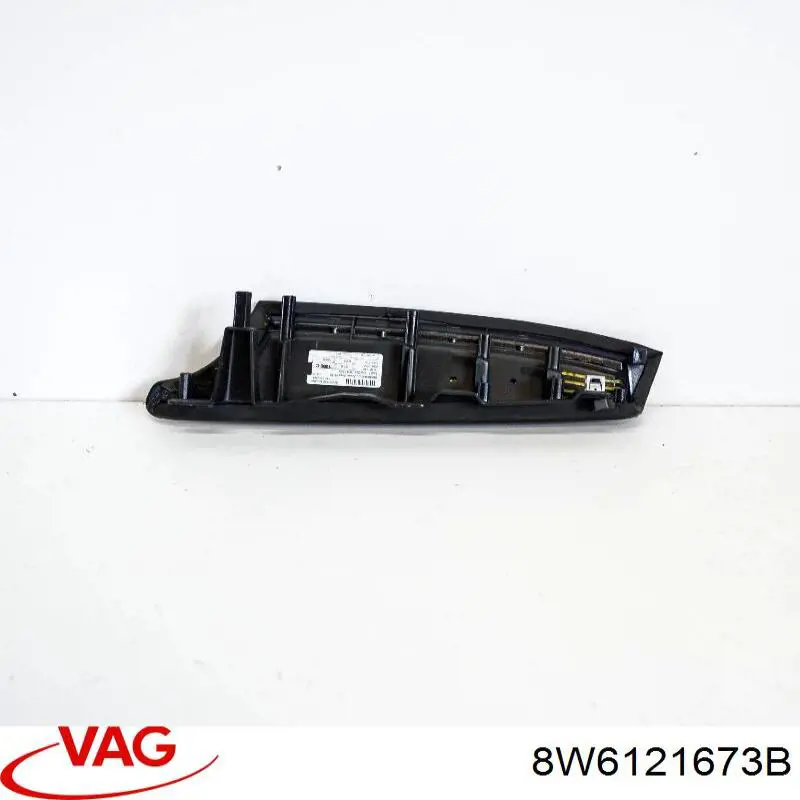Купить 8W6121673B VAG Верхний дефлектор радиатора