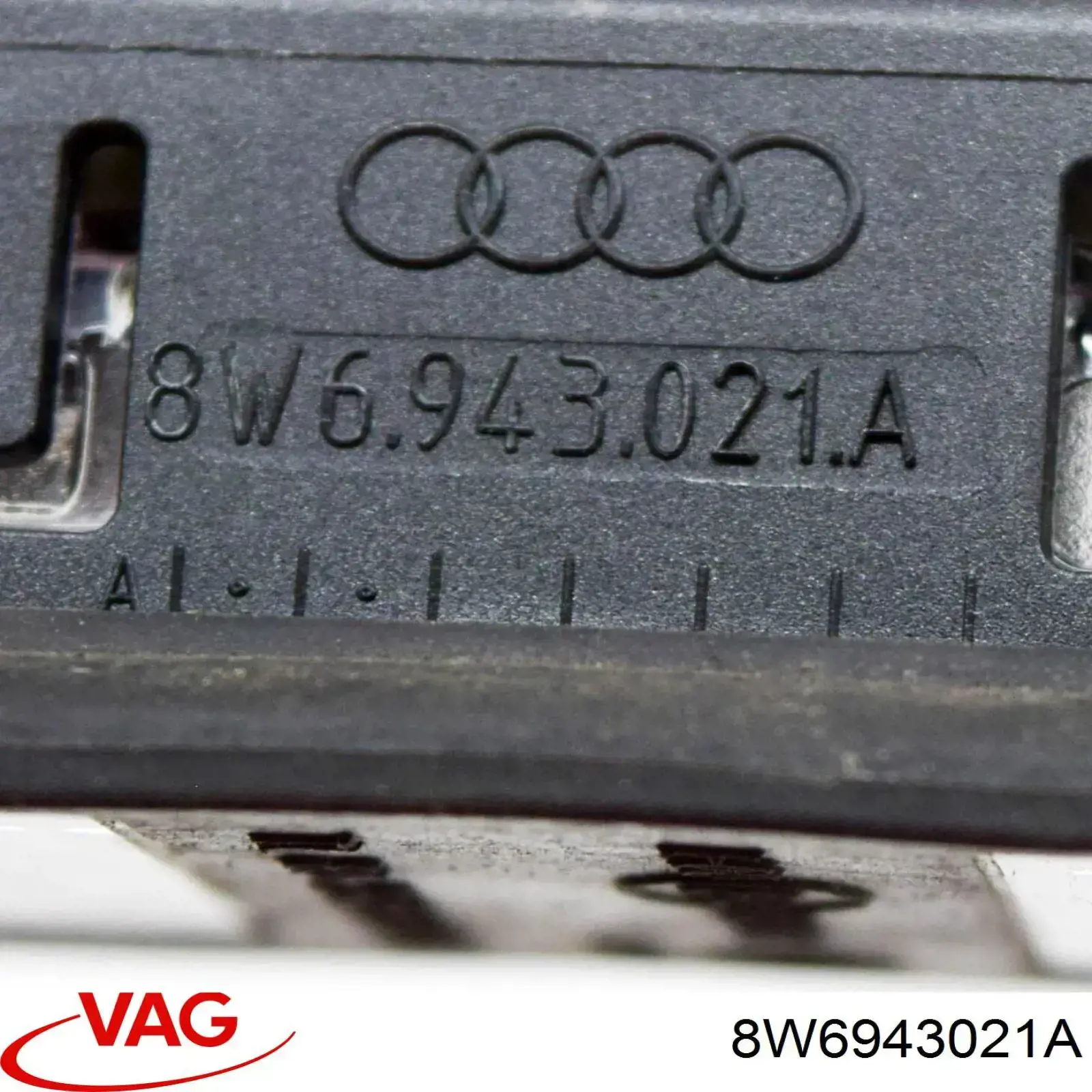 8W6943021A VAG Фонарь освещения номера