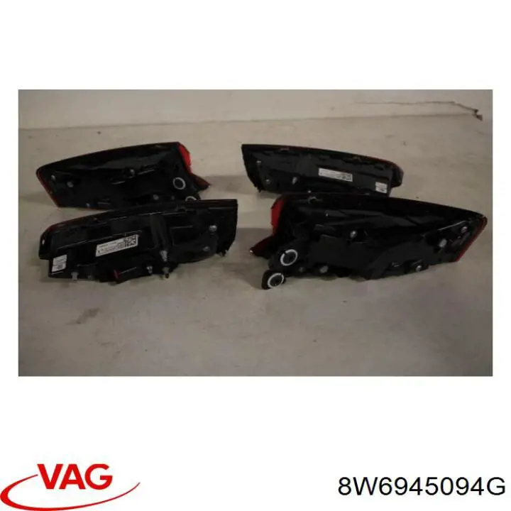 8W6945094G VAG Фара задняя правая внутренняя