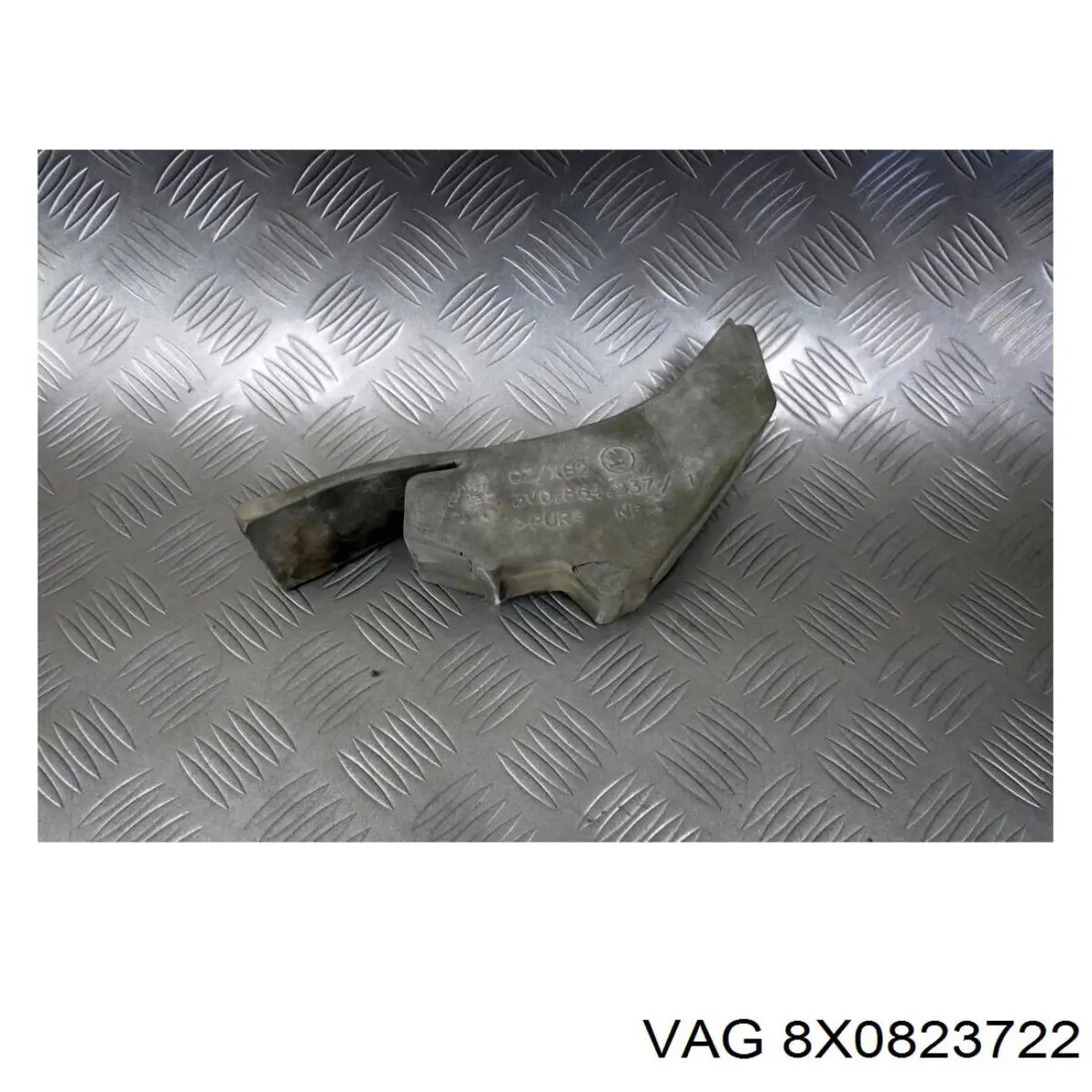 8X0823722 VAG 
