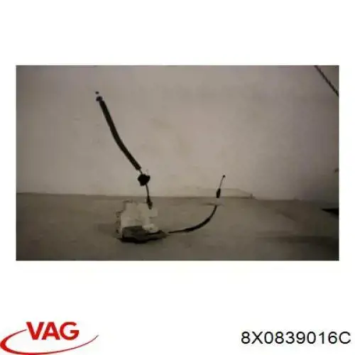 Замок двери задней правой 8X0839016C VAG