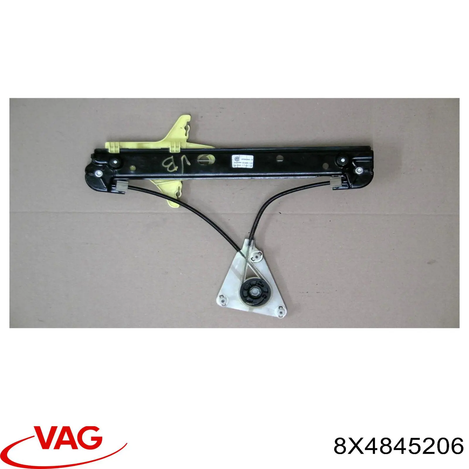 Купить 8X4845206 VAG Стекло задней двери, правой