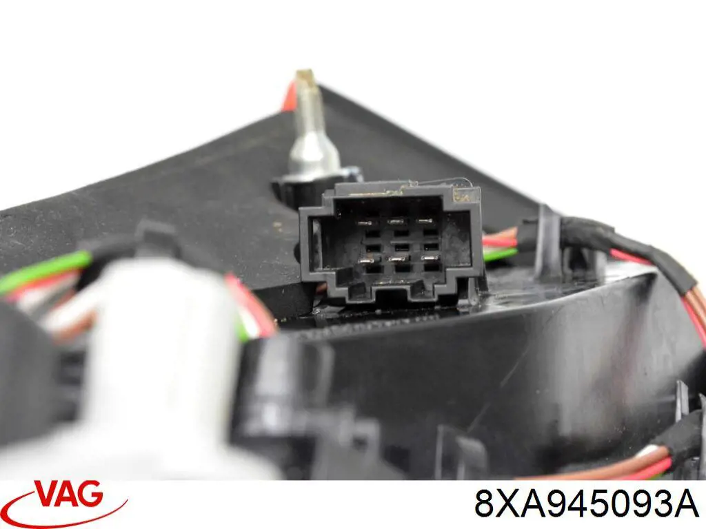 Фонарь задний левый VAG 8XA945093A