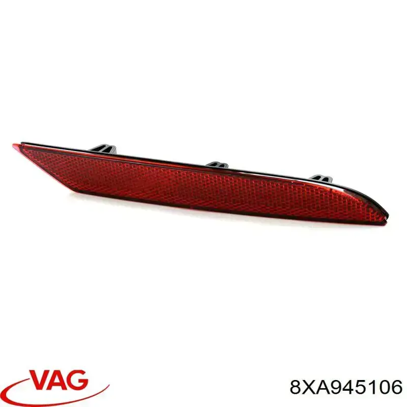 8XA945106 VAG Правый катафот бампера
