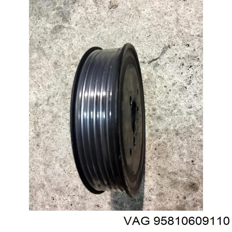 Шкив помпы 95810609110 VAG