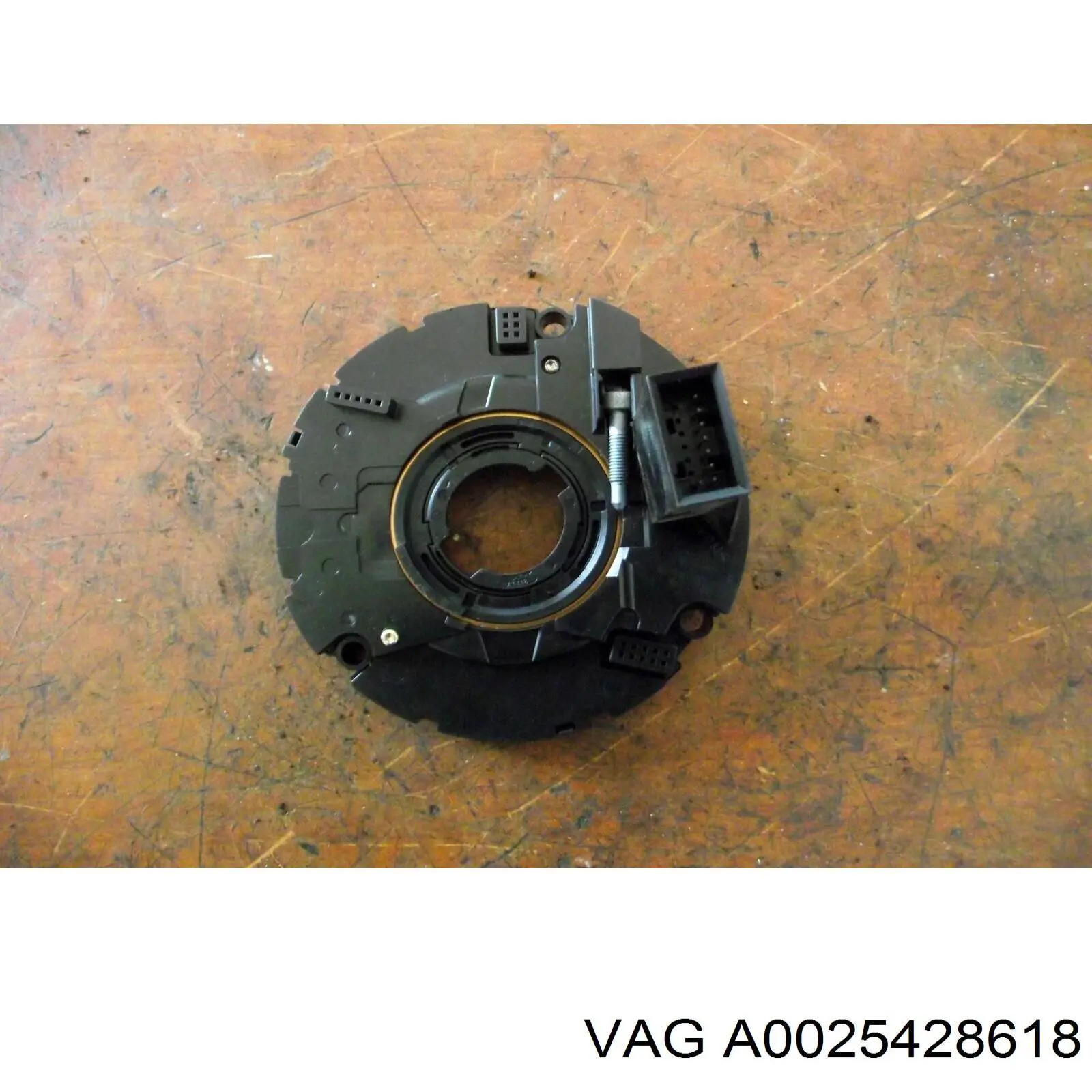 A0025428618 VAG Датчик угла поворота руля