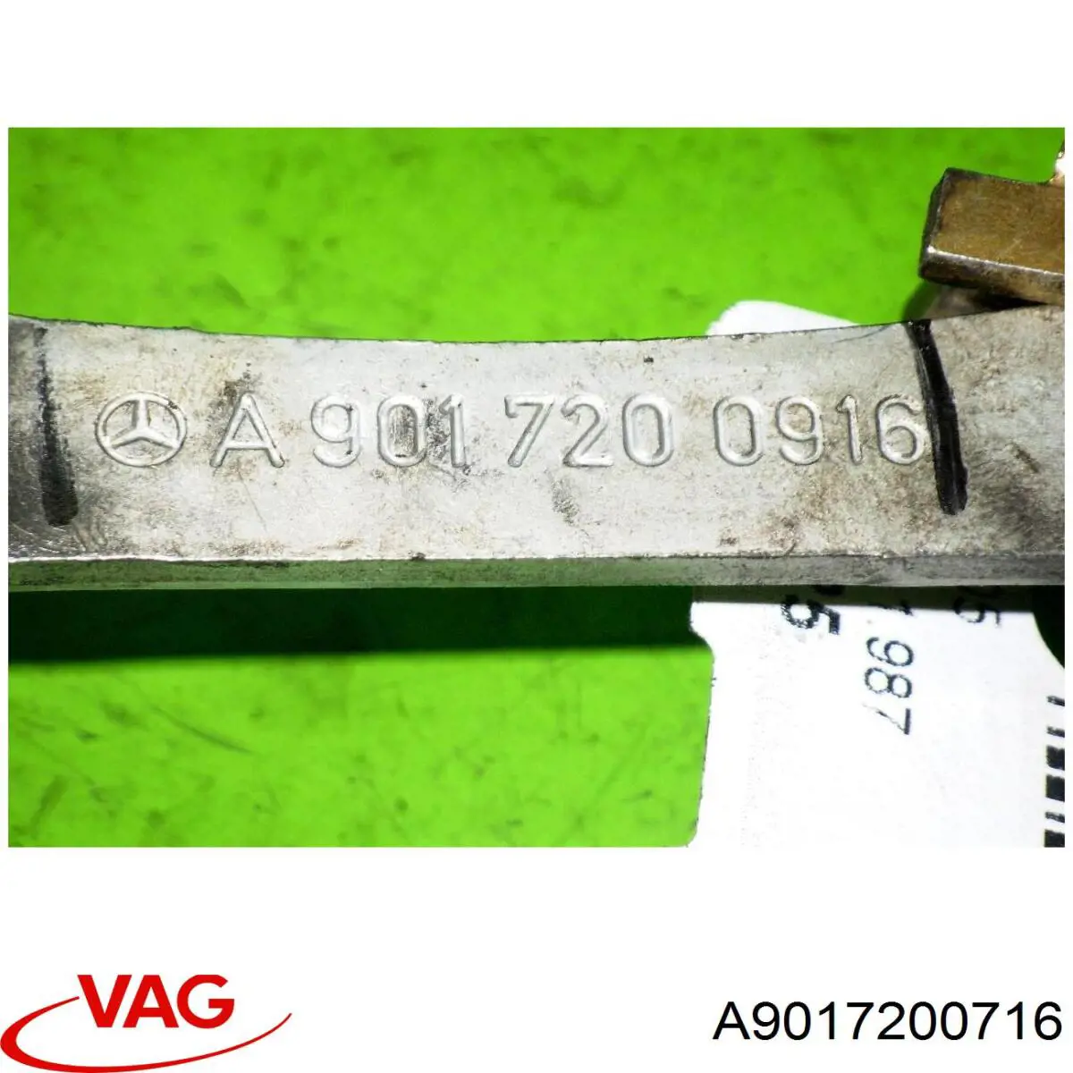 Купить A9017200716 VAG Ограничитель открывания двери передний левый