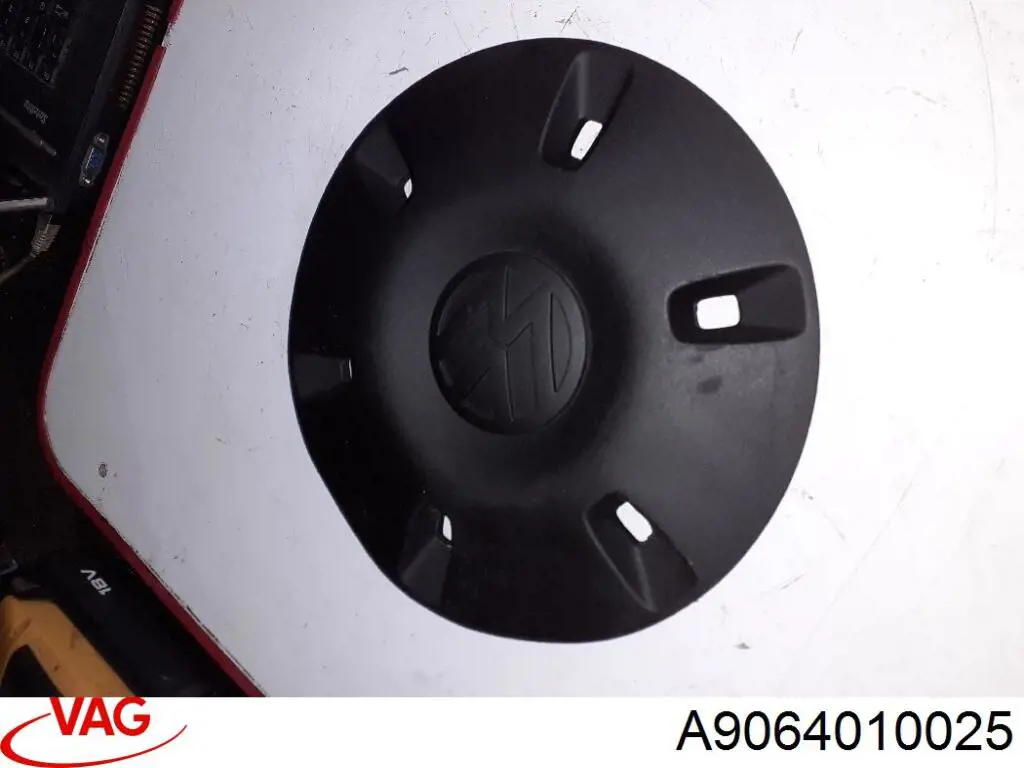 Колпаки 9064010025 Rotweiss