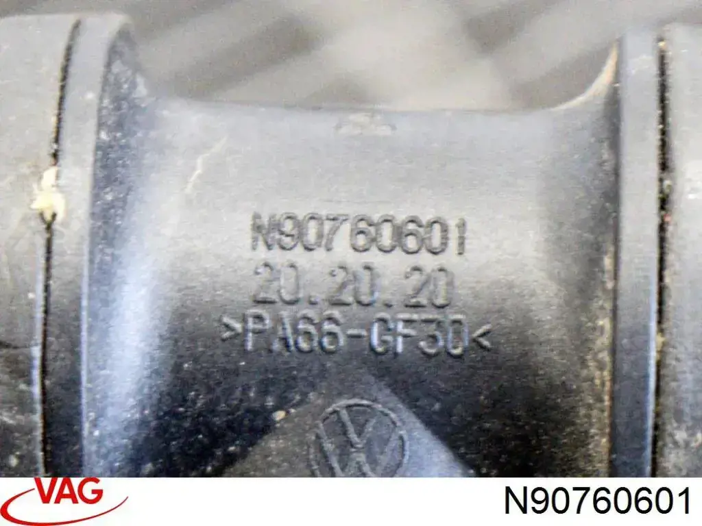 N90760601 Porsche Тройник системы охлаждения