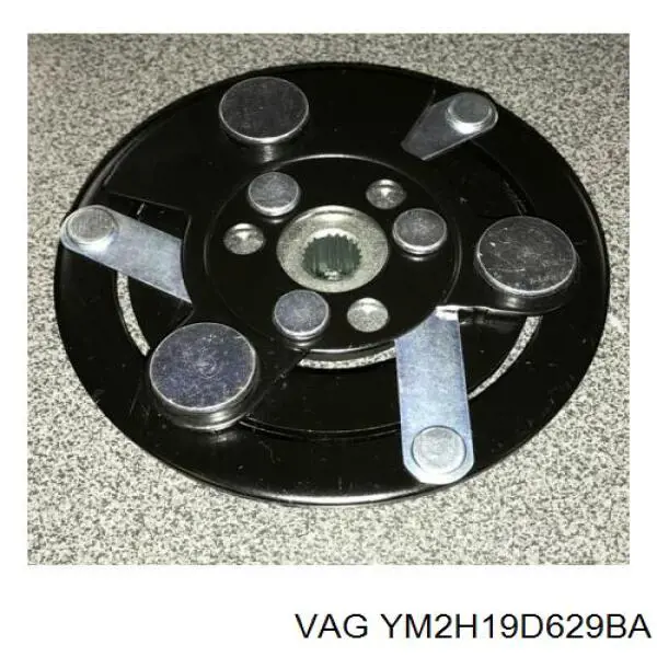 Насос кондиционера VAG YM2H19D629BA