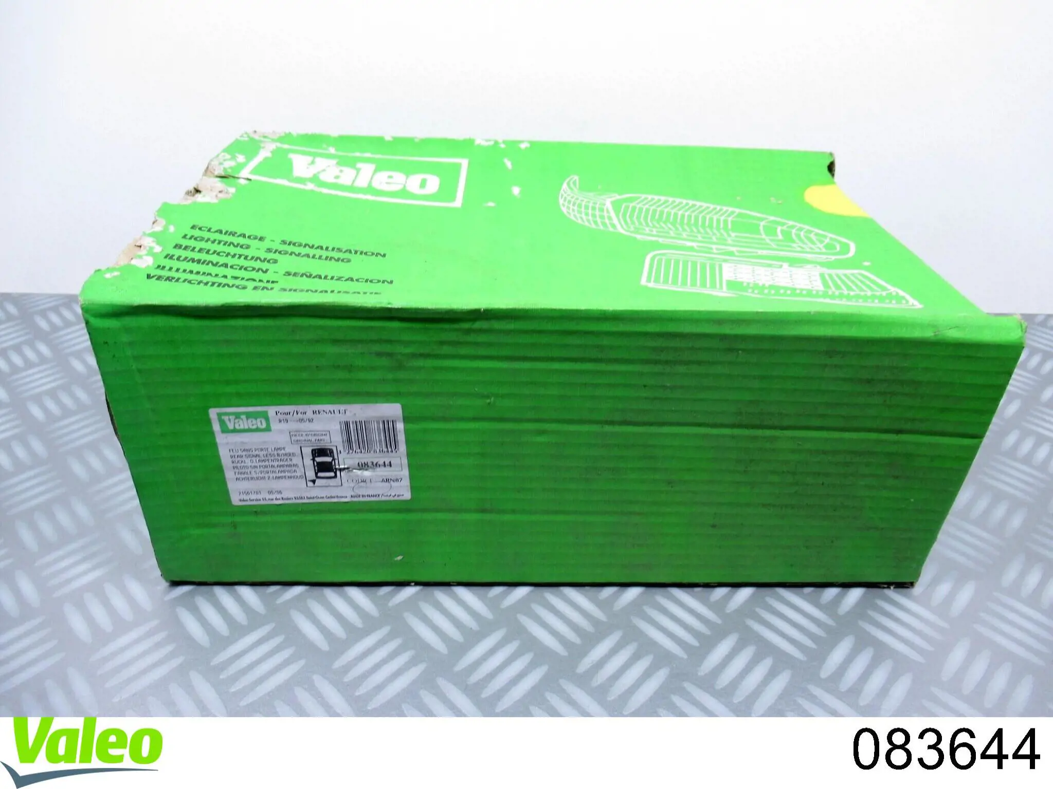 Стекло фонаря заднего левого 083644 VALEO