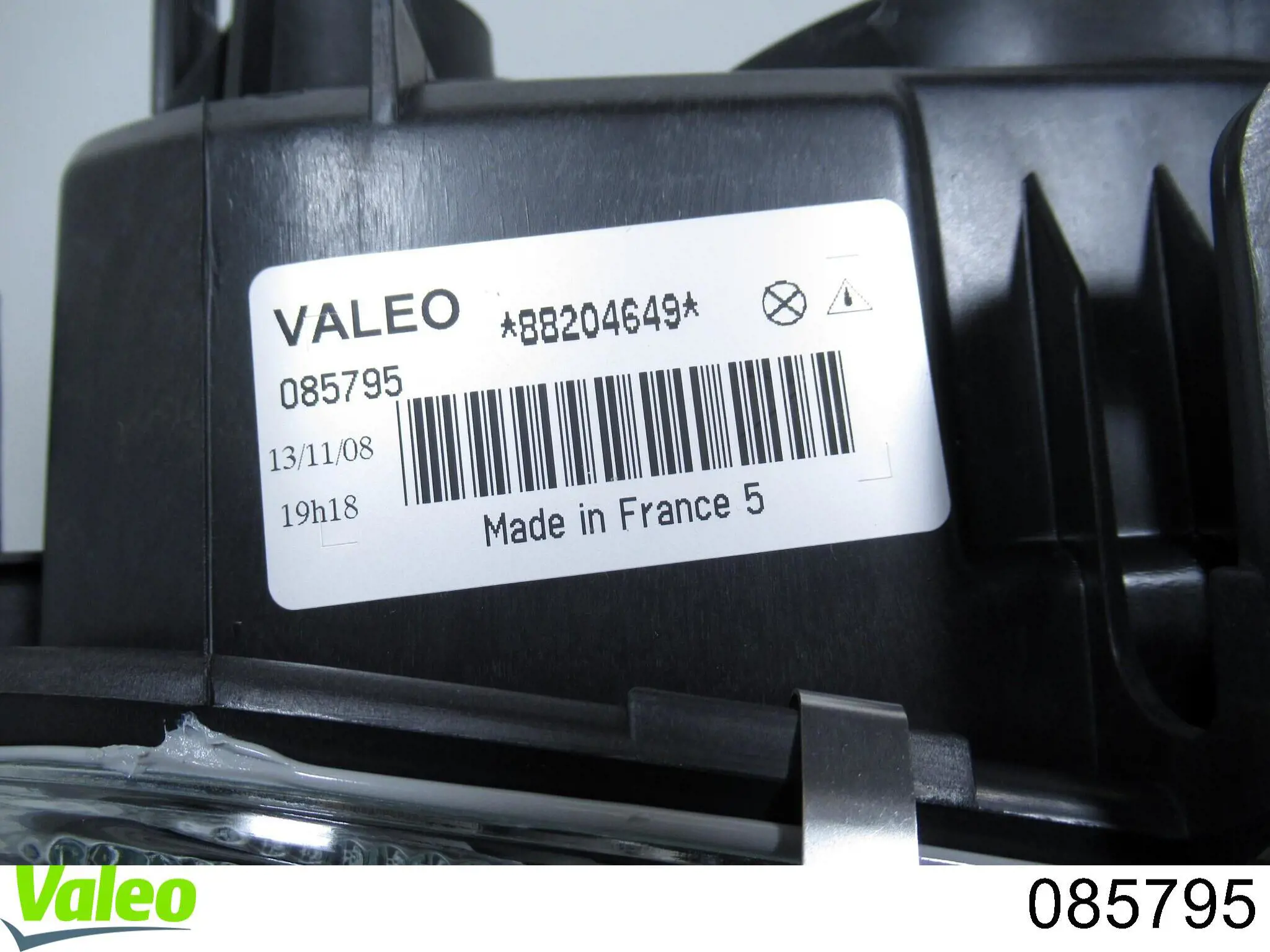 Купить 085795 VALEO Фара основная правая
