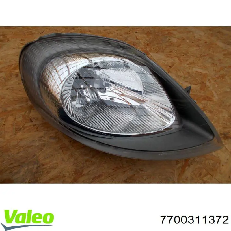 7700311372 VALEO Фара передняя правая