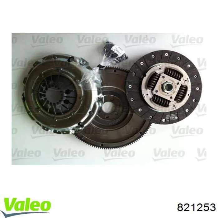 Купить 821253 VALEO Комплект сцепления (диск, корзина, подшипник)