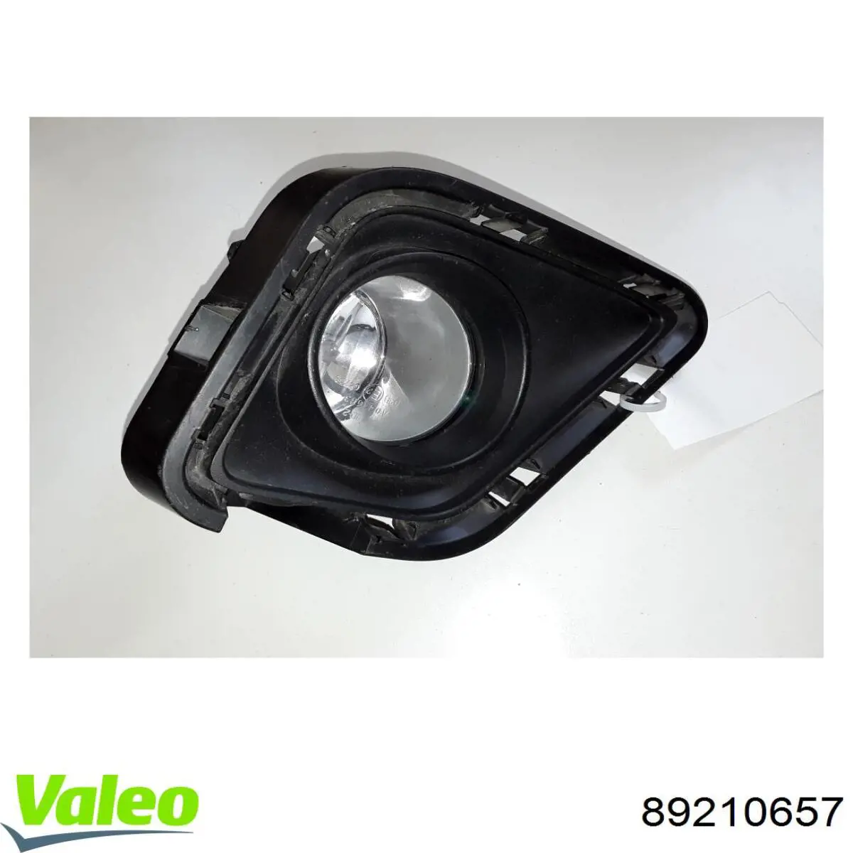 Фара противотуманная, левая VALEO 89210657 цена, от 25.37 USD