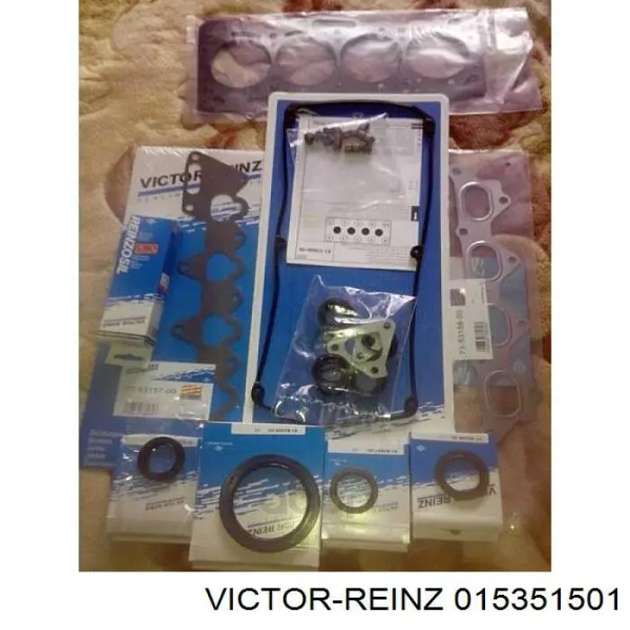 Комплект прокладок двигателя полный Victor Reinz 015351501