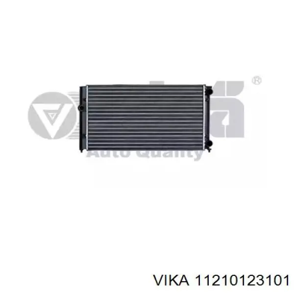 Радиатор охлаждения двигателя на Volkswagen Vento  1HX0