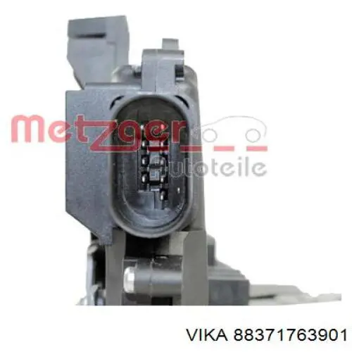 88371763901 Vika Замок двери водителя