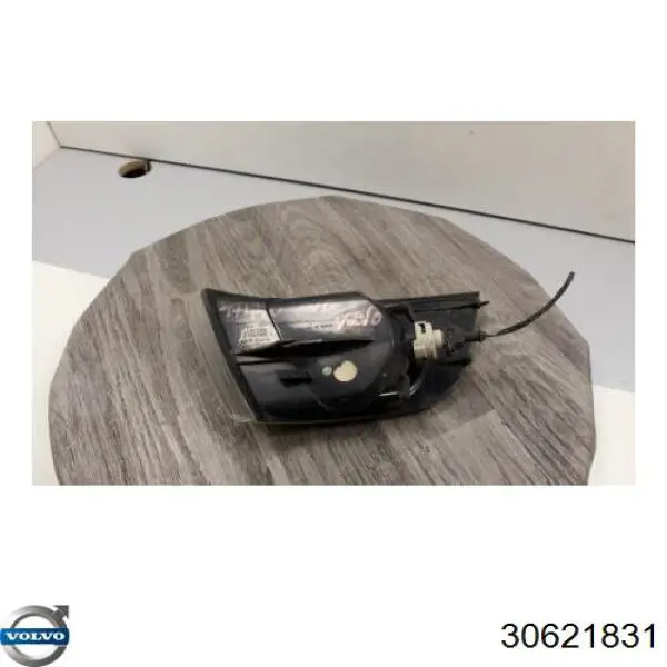 Левый указатель поворота Polcar 904119E цена, от 20.90 USD