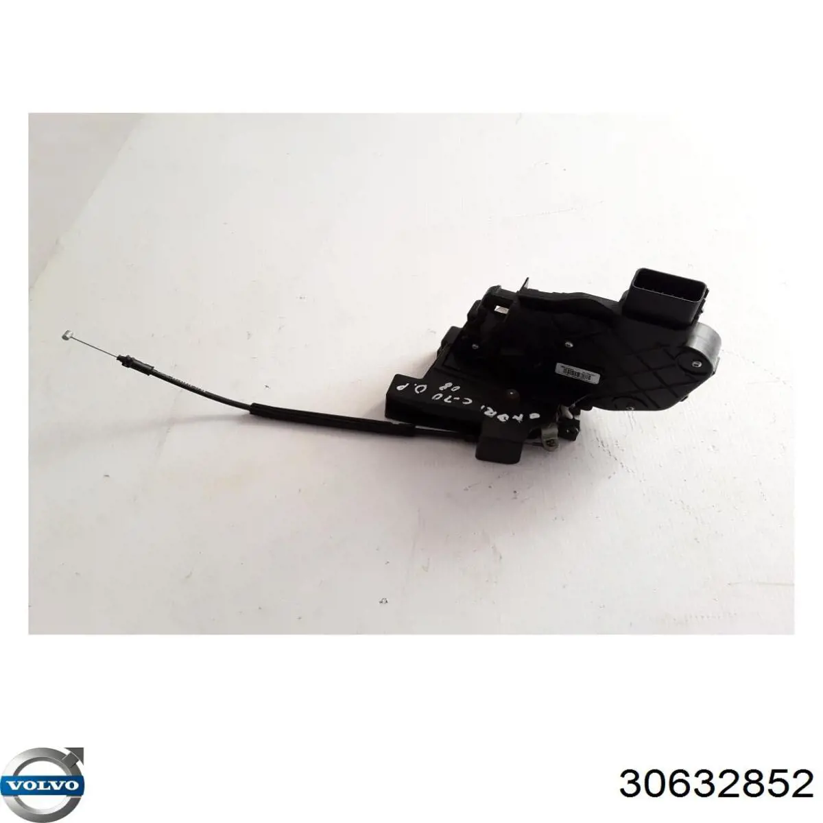 Купить 31250269 Volvo Замок водительской двери