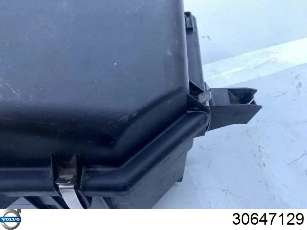 Купить 30647129 Volvo Корпус воздушного фильтра