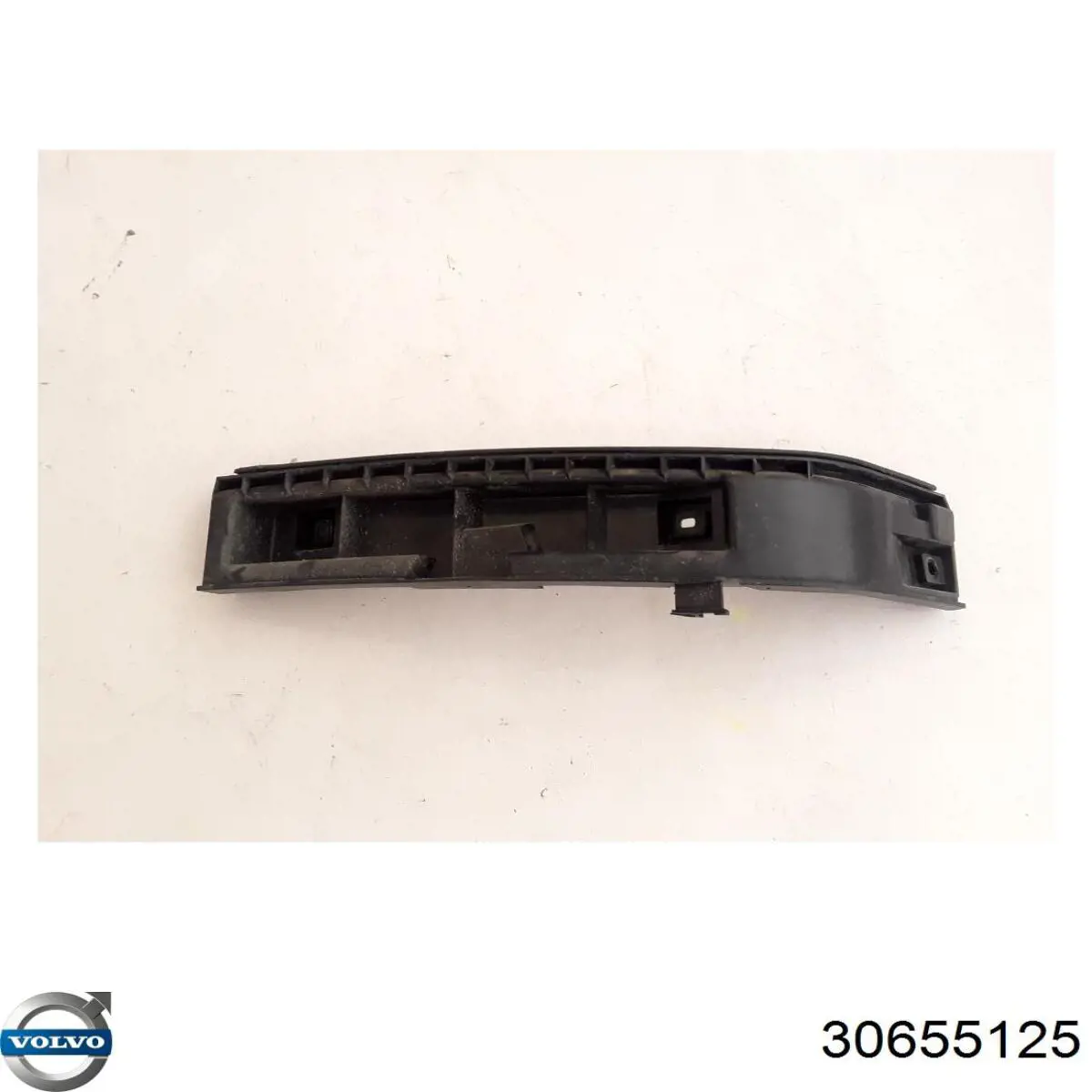 31364083 Volvo Правое крепление заднего бампера