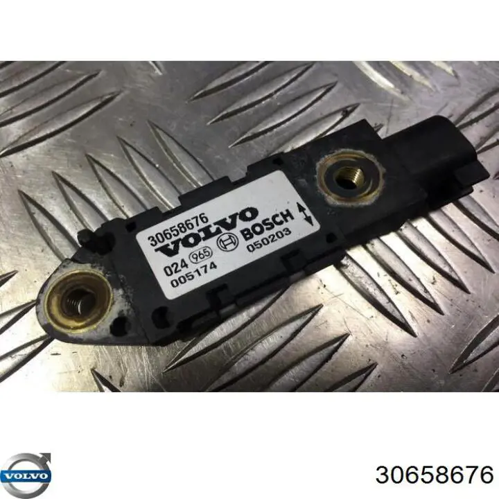 Датчик подушки безопасности Volvo 8696593 цена, от 10.20 USD