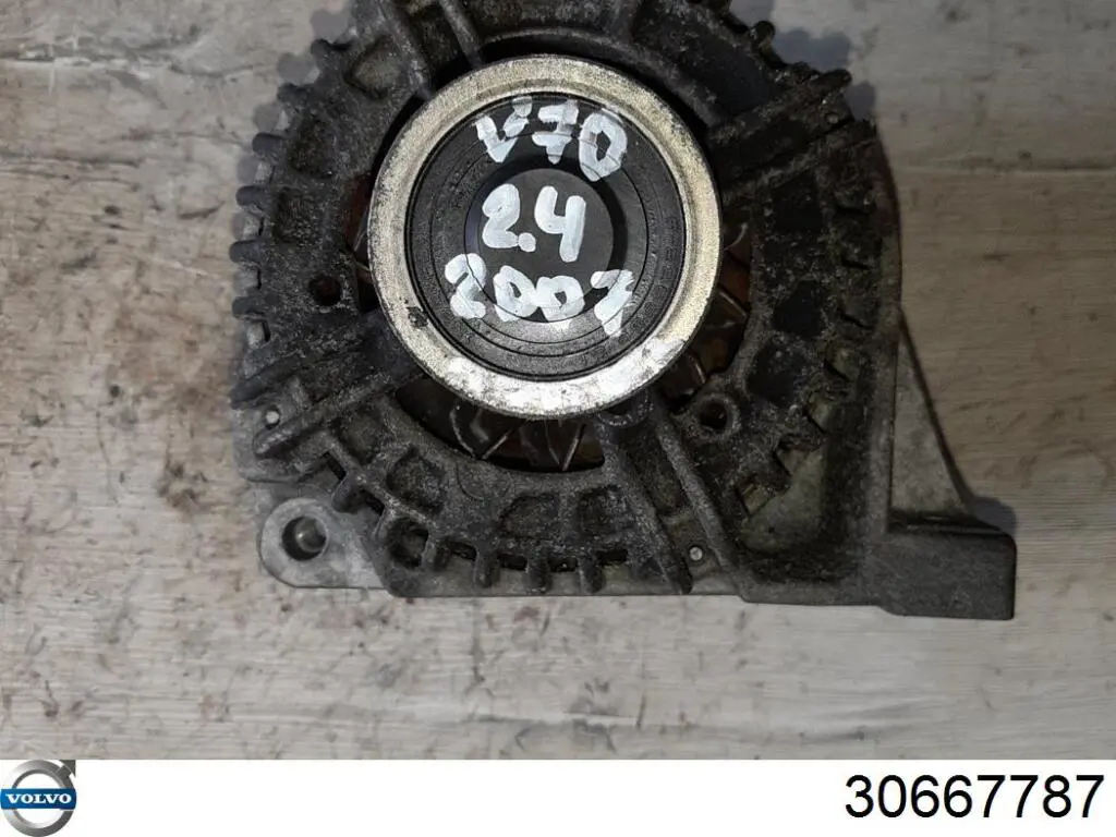 Генератор 30667787 Volvo