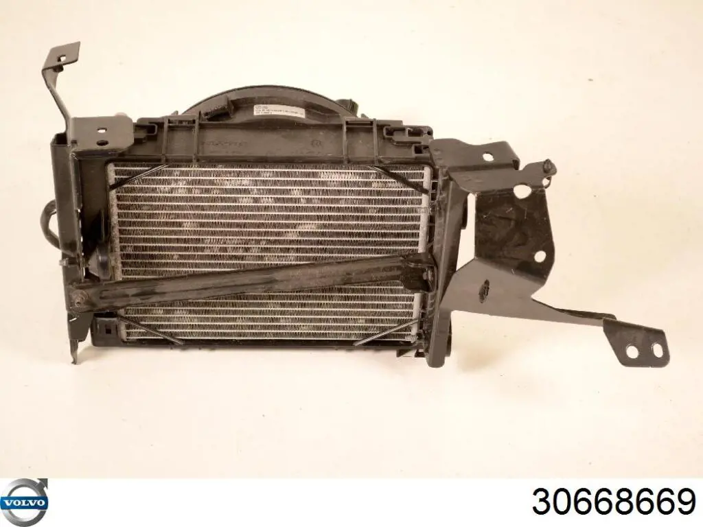 32382136 Volvo Радиатор охлаждения, дополнительный