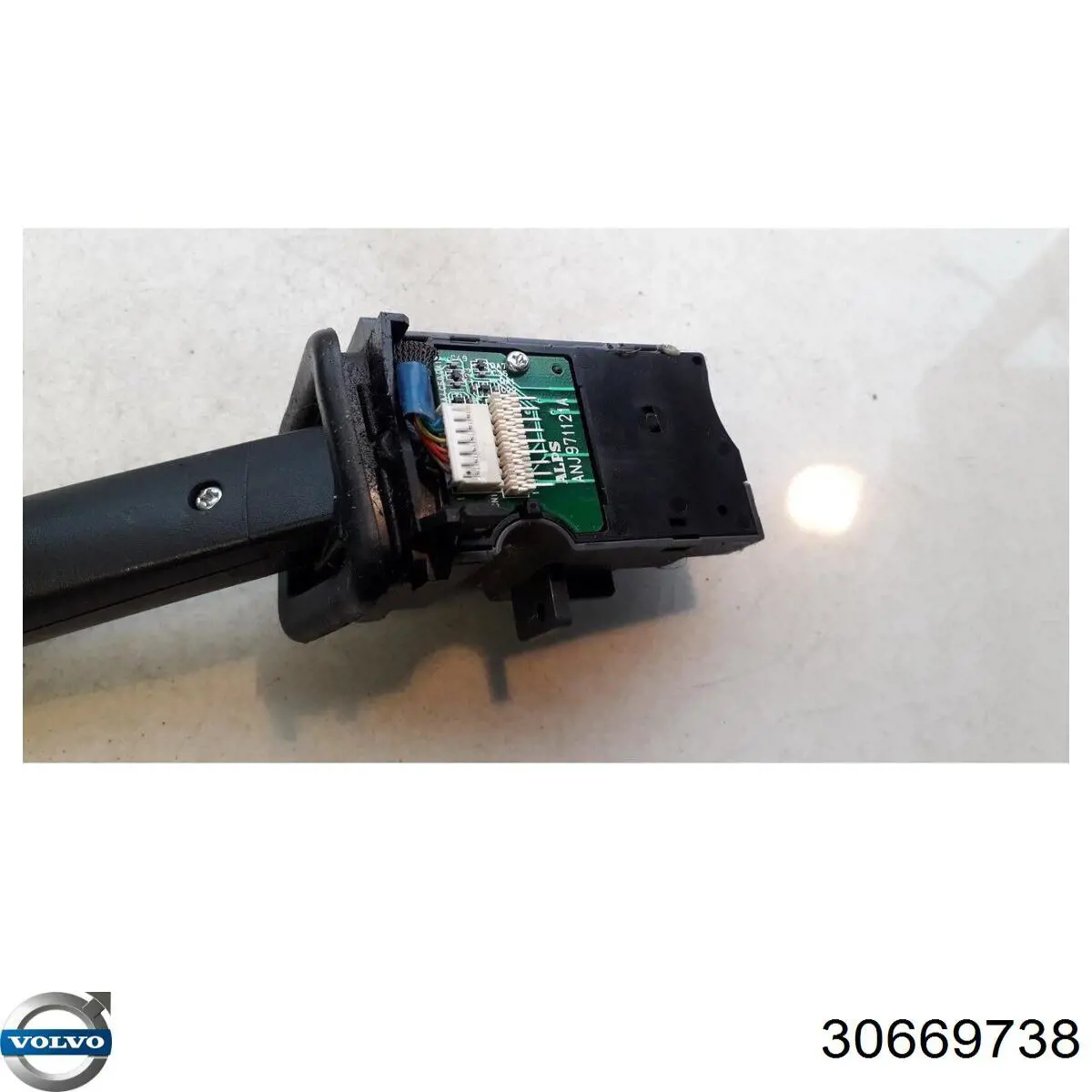 30669738 VOLVO Conmutador en la columna de dirección izquierdo original y equivalente