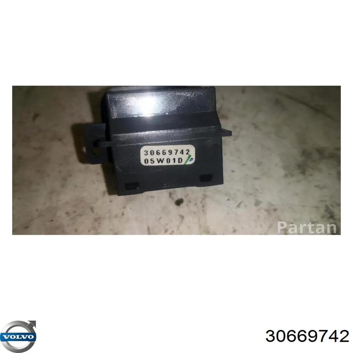 Правый подрулевой переключатель  Volvo 30768101 цена, от 23.96 USD