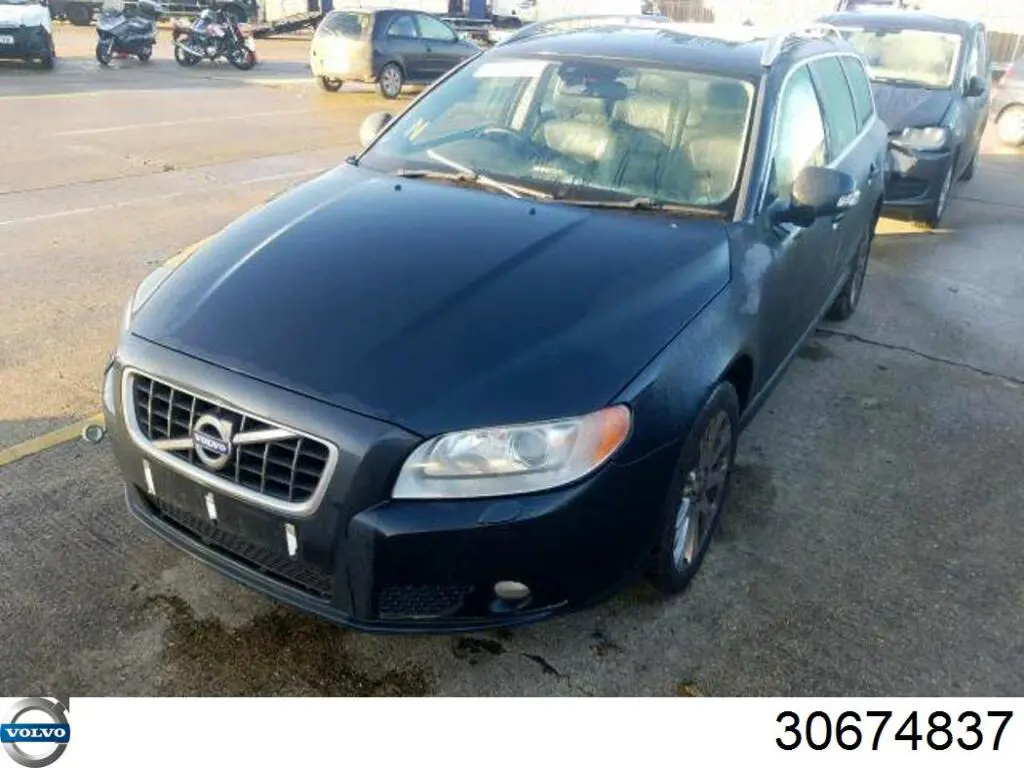  30674837 Volvo