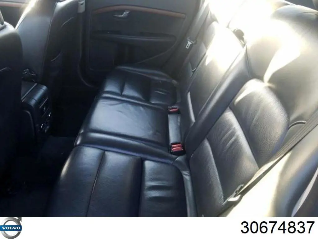  Volvo 30674837