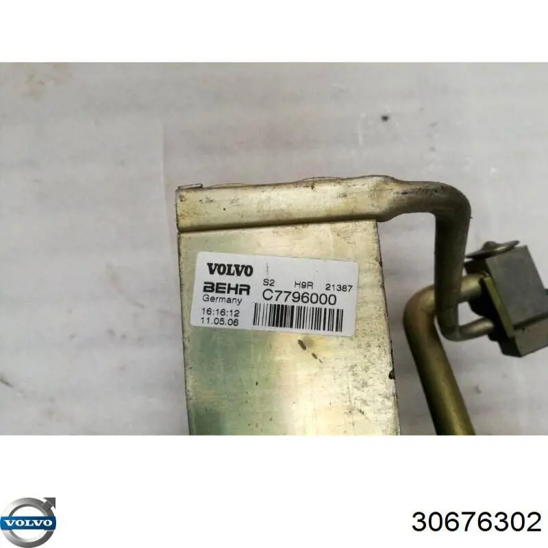 Купить 30676302 Volvo Радиатор кондиционера салонный, испаритель