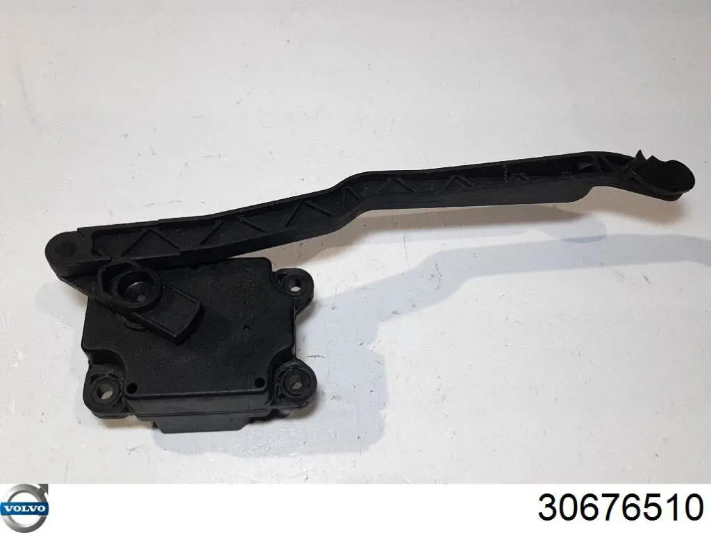 Мотор заслонки рециркуляции воздуха Volvo 30676510 цена, от 12.67 USD