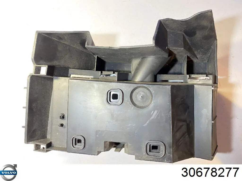 Крепление бамера левое Volvo 30678277 цена, от 7.79 USD