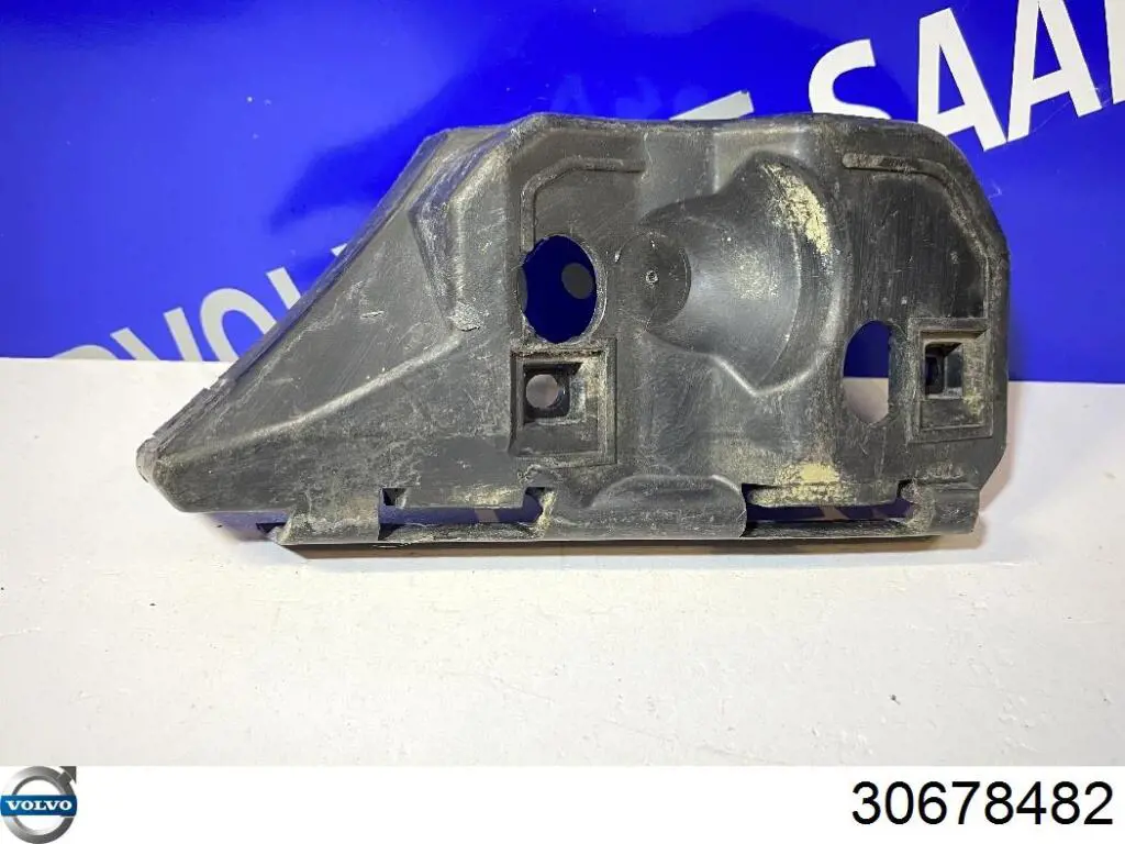 Правое крепление переднего бампера Volvo 30678482 цена, от 8.45 USD