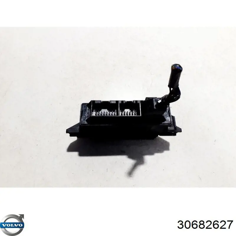  Volvo 8690731