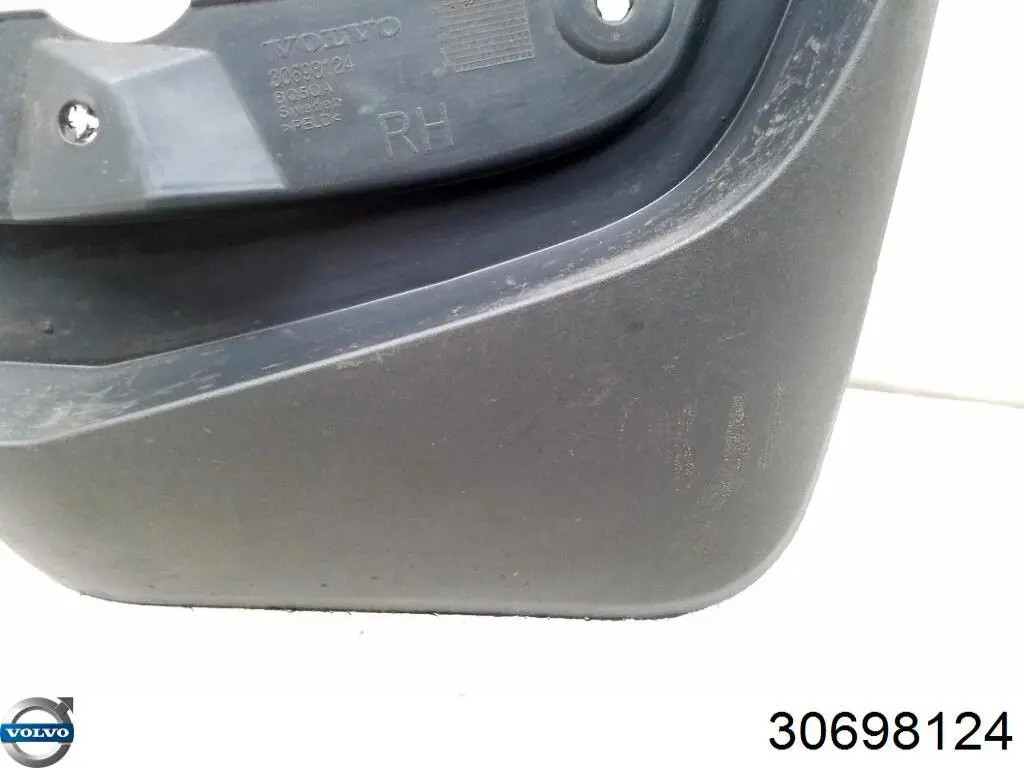 Купить 30698124 Volvo Брызговик задний правый