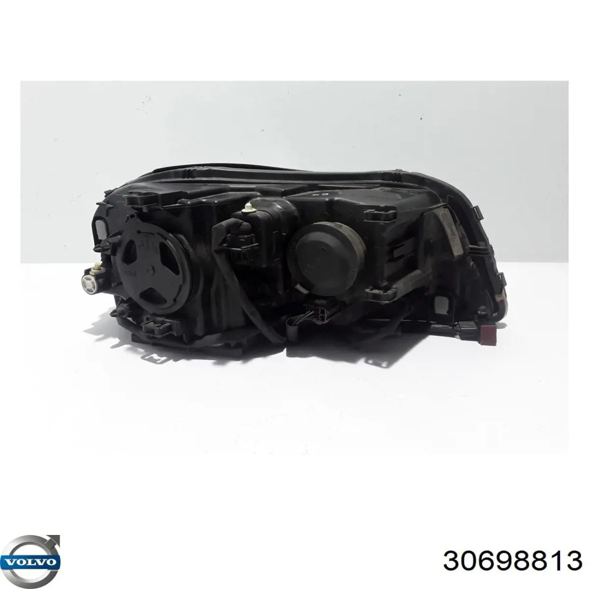 30655909 Volvo Фара