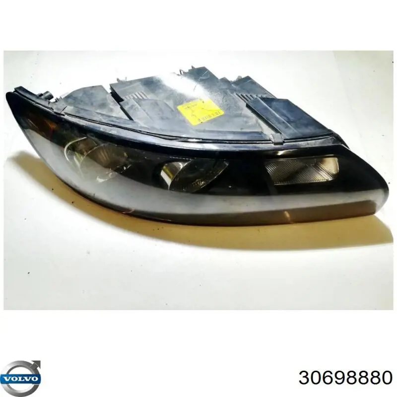 30698880 Volvo Фара передняя правая