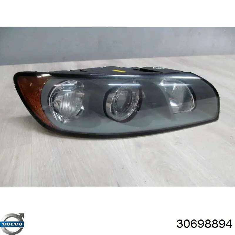 30698894 Volvo Фара передняя правая